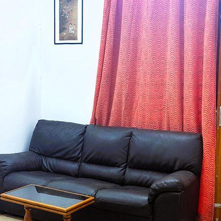 Vcs Apartments Parassinikadavu Parassinikkadavu Екстер'єр фото