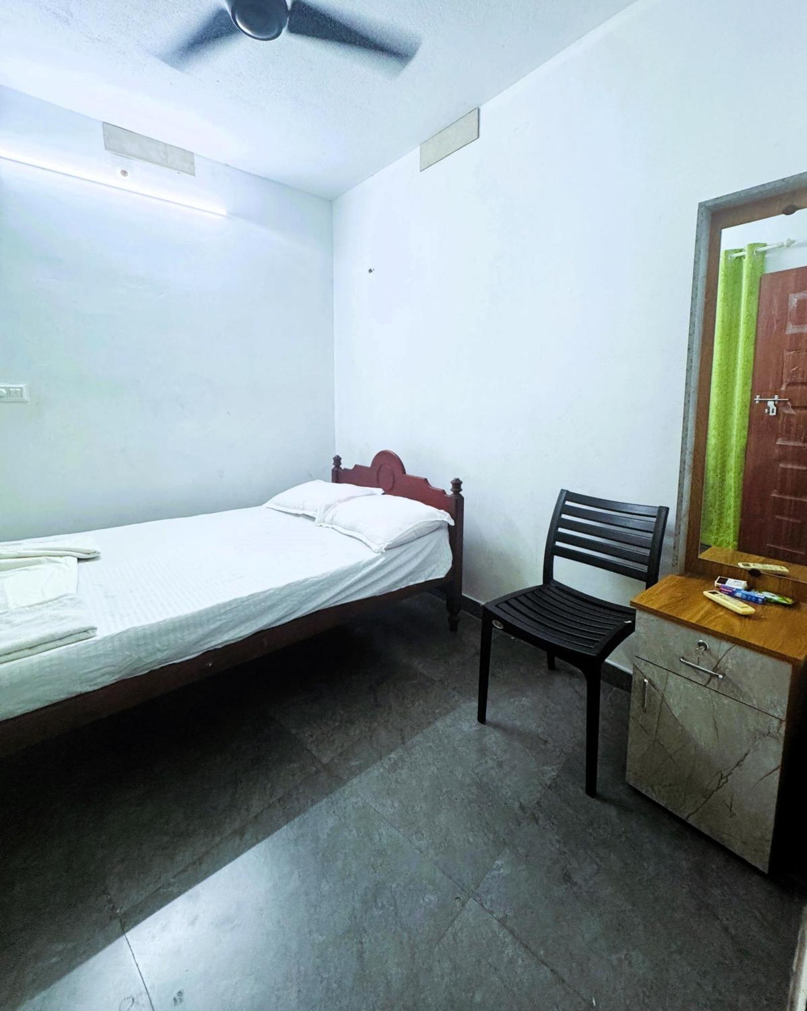 Vcs Apartments Parassinikadavu Parassinikkadavu Номер фото